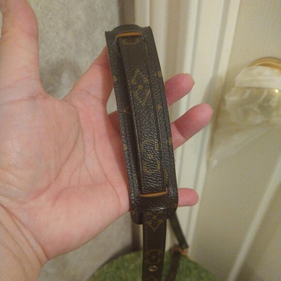 Louis Vuitton Adjustable Monogram Strap - Picture 5 of 10